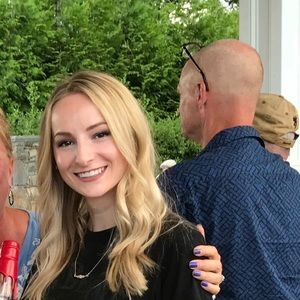 Meet your Posher, Lindsay